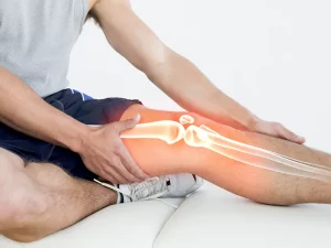 علت قفل شدن زانو